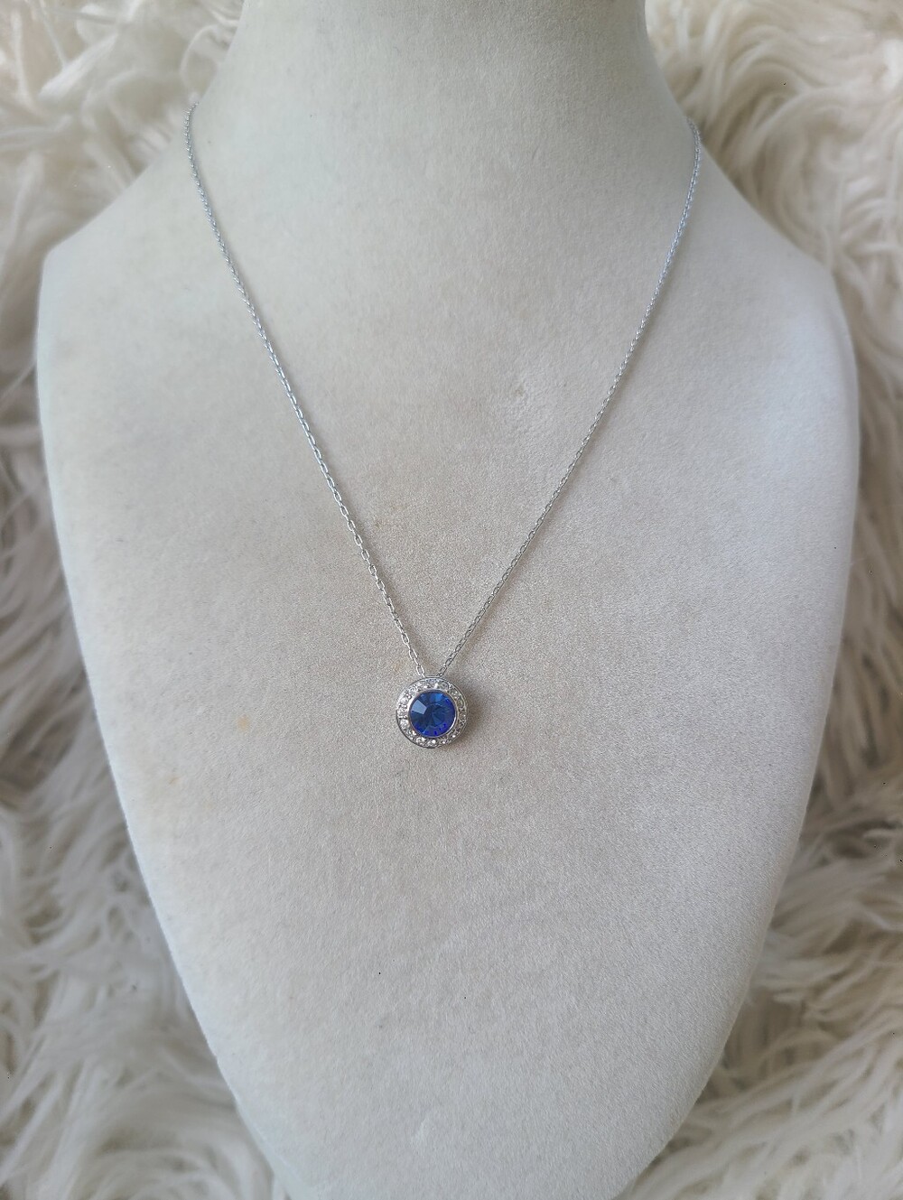 Swarovski Angelic PendantBlue Crystal, Rhodium Plated- Excellent Condition